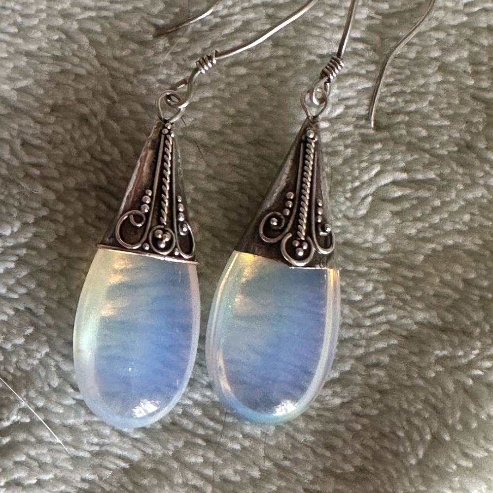 Elegant Silver and Blue Teardrop Earrings